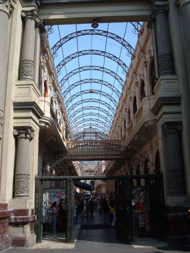 Alte Post in der historischen City von Lima.