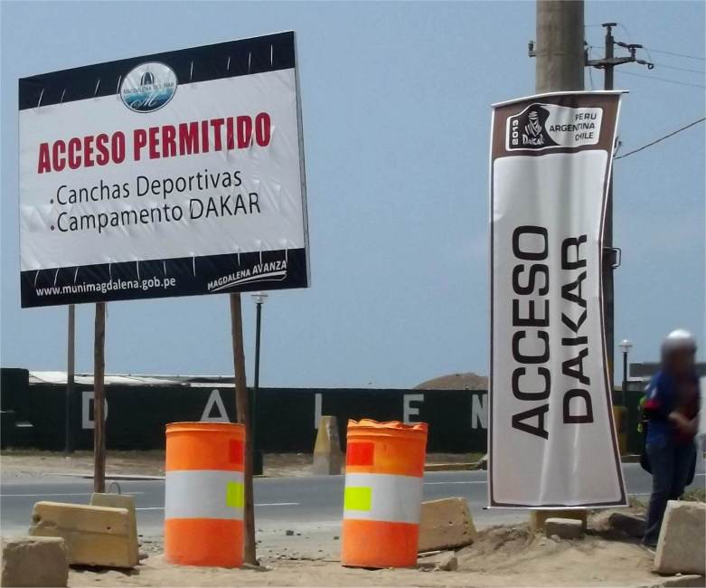 Dakar Village in Lima - Magdalena - Ausenbeschilderung