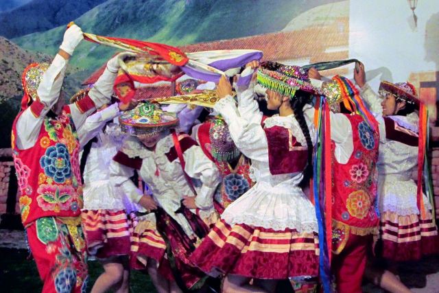 Folklore_Valle-Sagrado