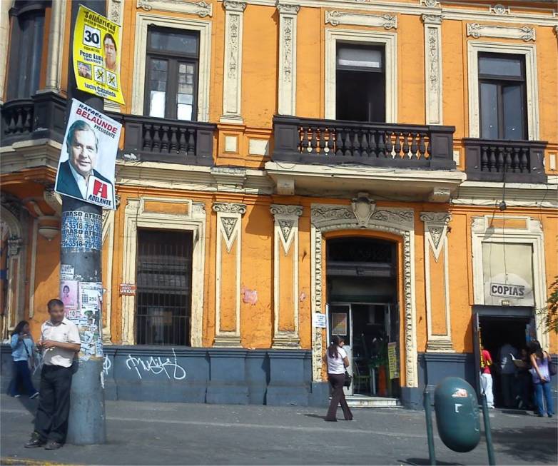 Plaza Bolognesi - Lima