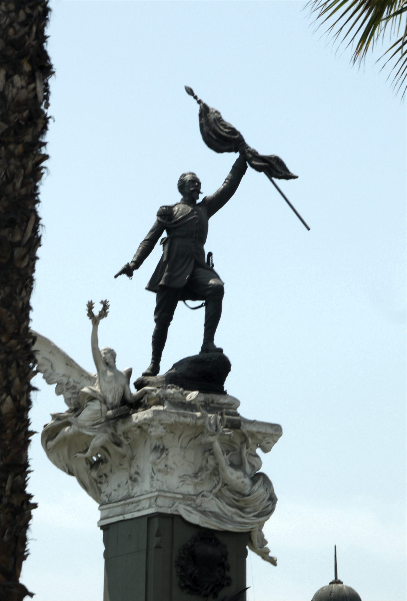 Monument - Plaza Bolognesi
