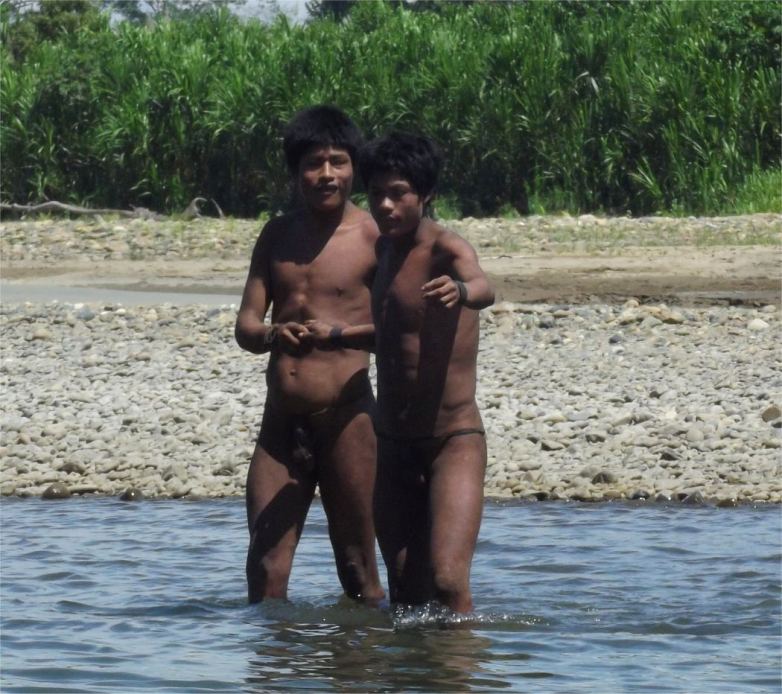 eingeborene-unkontaktiert-1