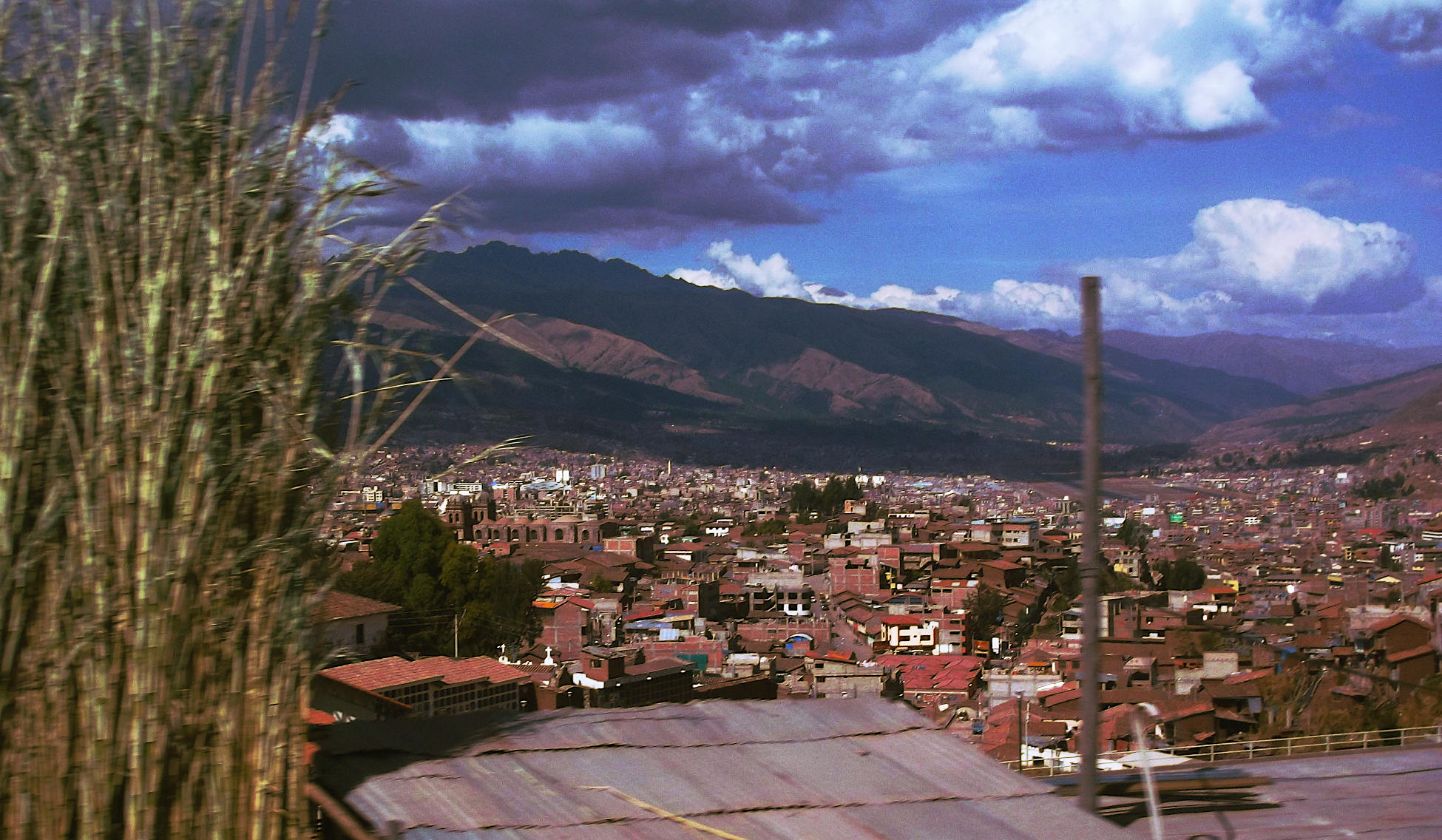 Stadt-Anden-Peru-2