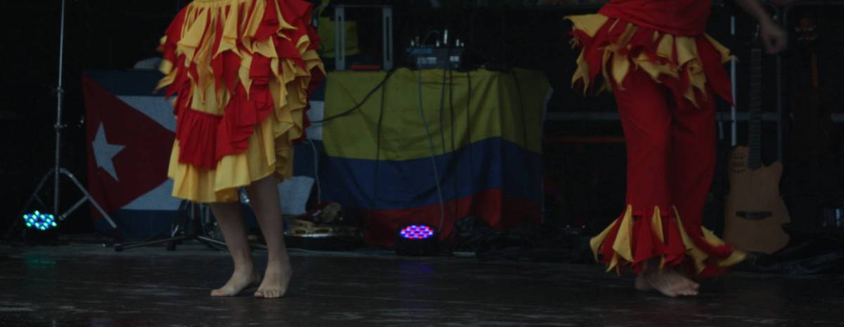 Lateinamerikanische Kostüme.