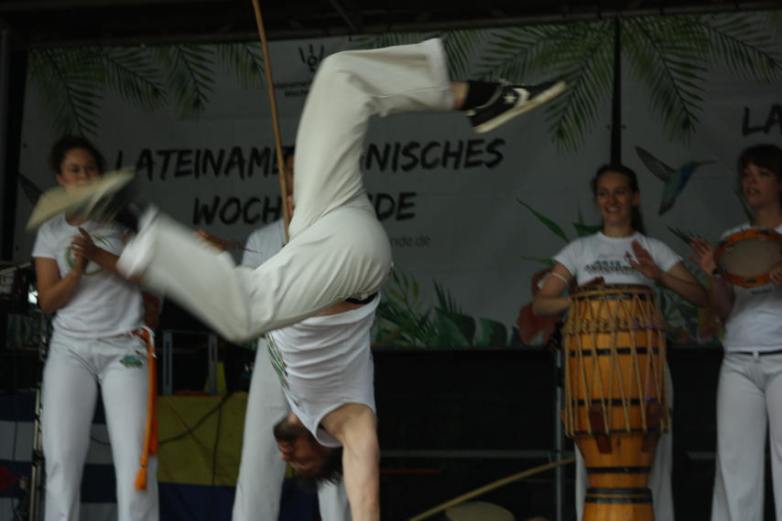 Capioera ein afrobrasilianischer Kampftanz aus Brasilien.